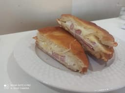 Полнета пешија 